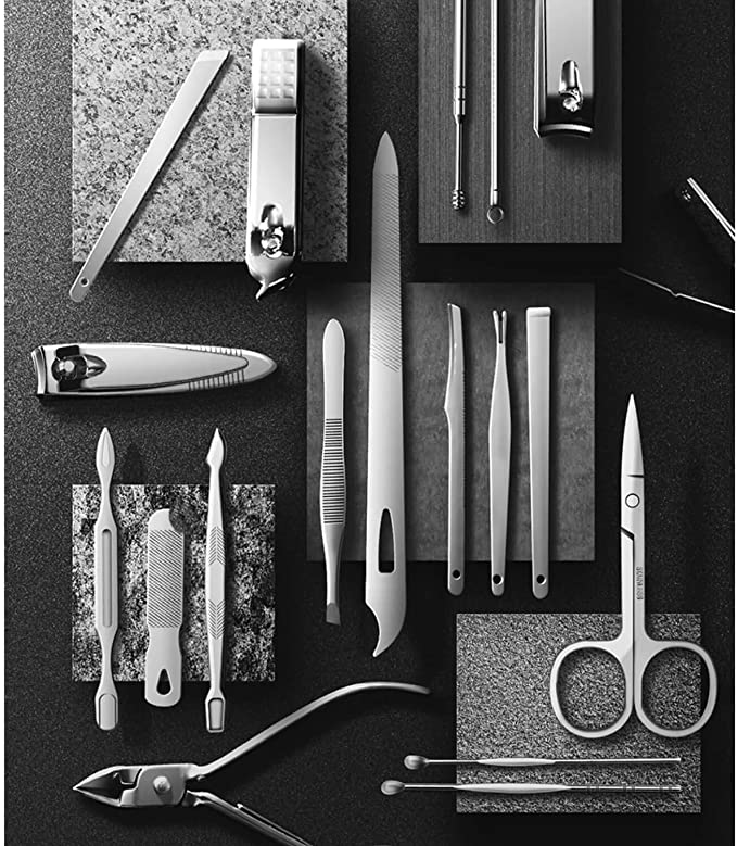 طقم العناية بالاظافر المتكامل - 19 قطعة